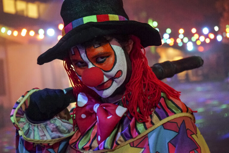 ClownsDSC05193 Final 768x513