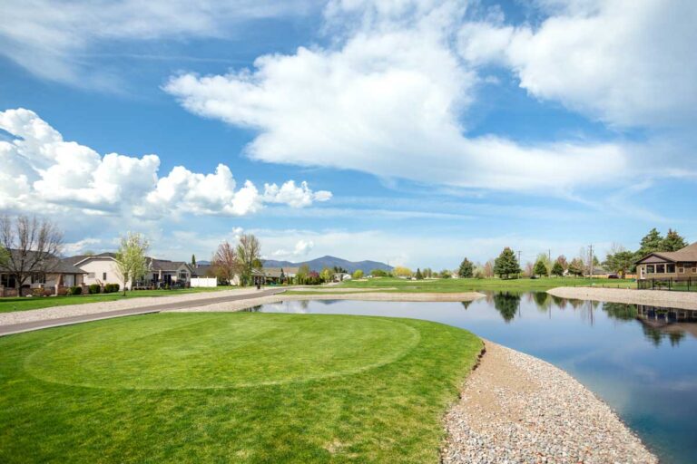 Golf 02.2 768x512