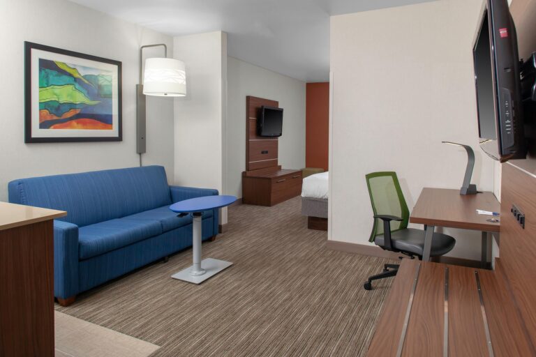 Room 3 768x512